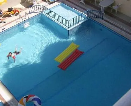 Atli Hotel 2*